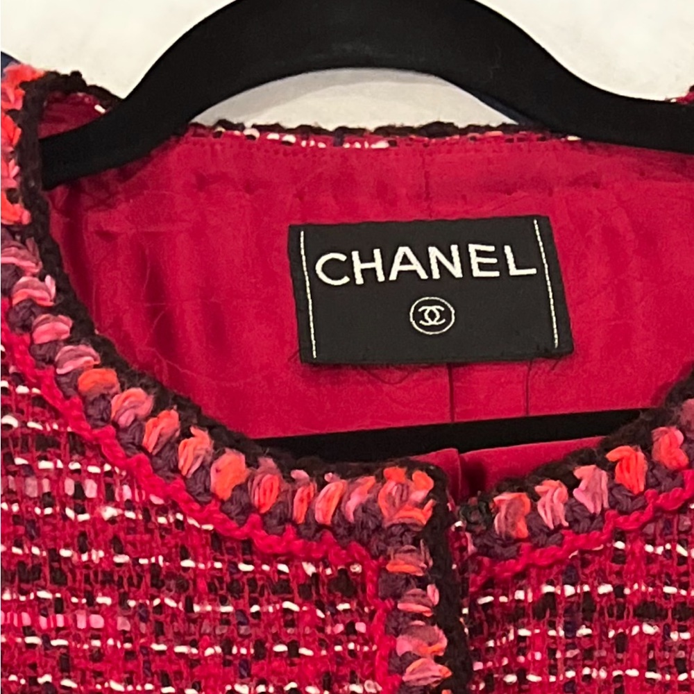 Chanel Jacket - Picture 8 of 16